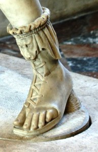 Photo: Cropped from the hi-res original by Marie-Lan Nguyen via Wikimedia